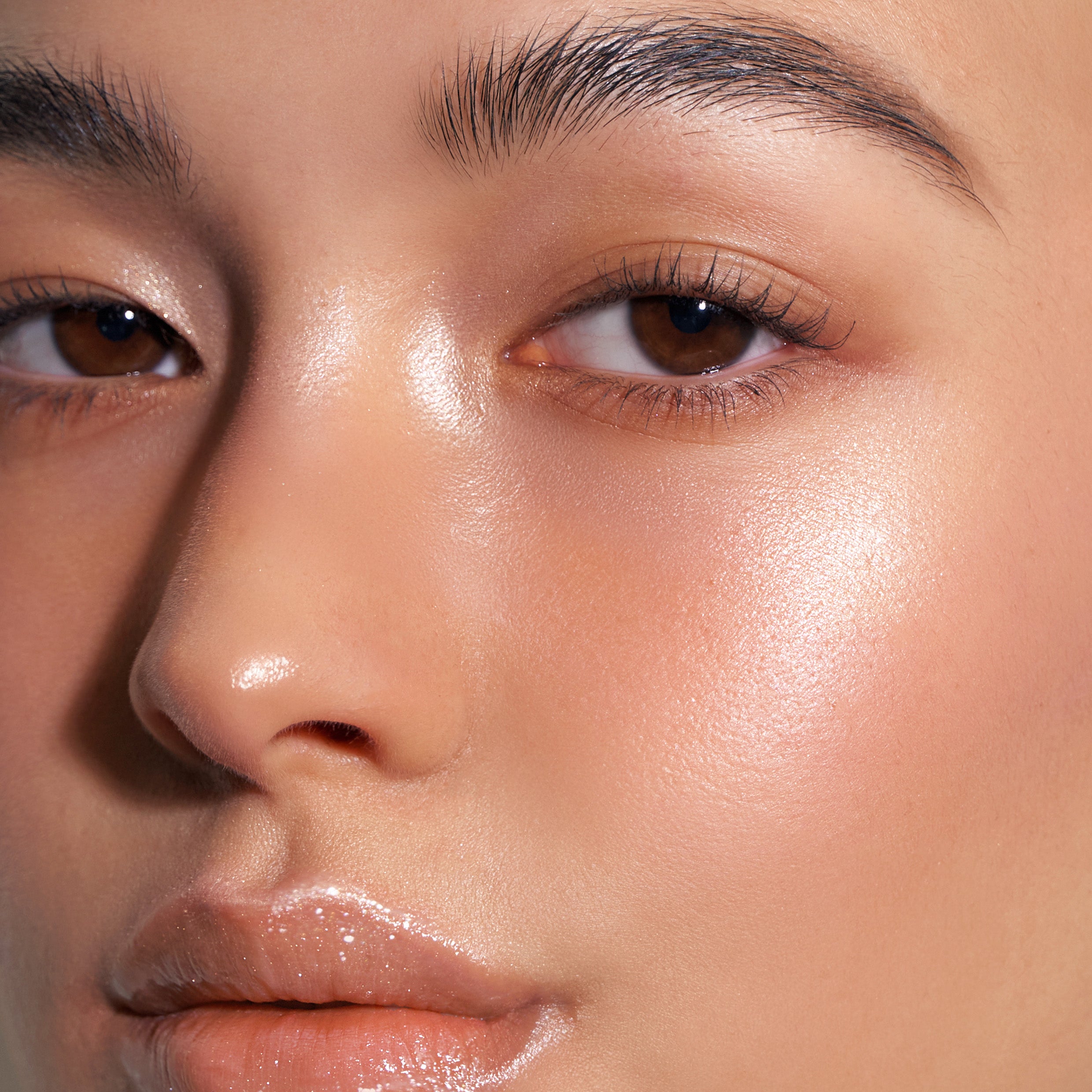 Glow Layering Highlighter #1 Shell