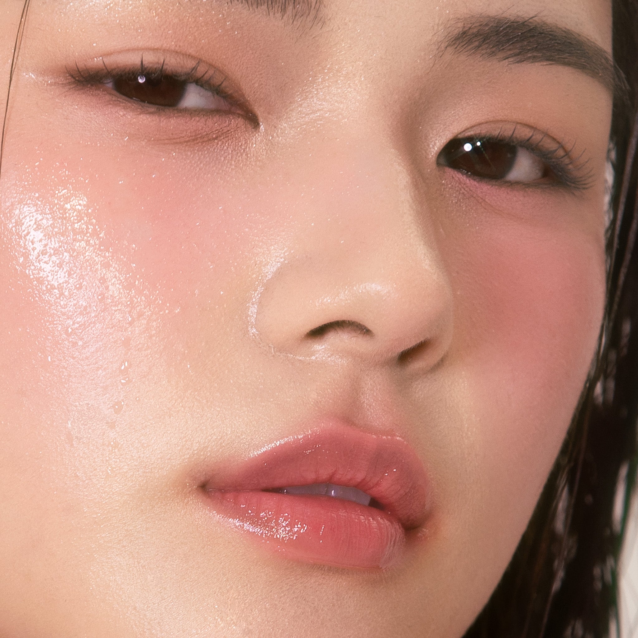 Sunbeam Lip Treatment SPF25 PA++